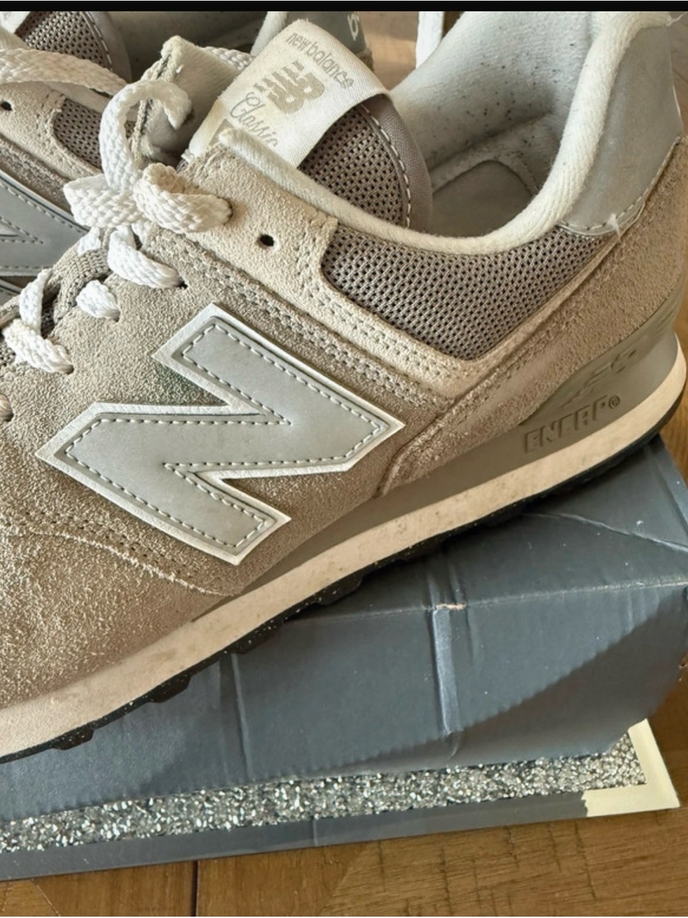New Balance Men's Sneakers in Light Taupe and White